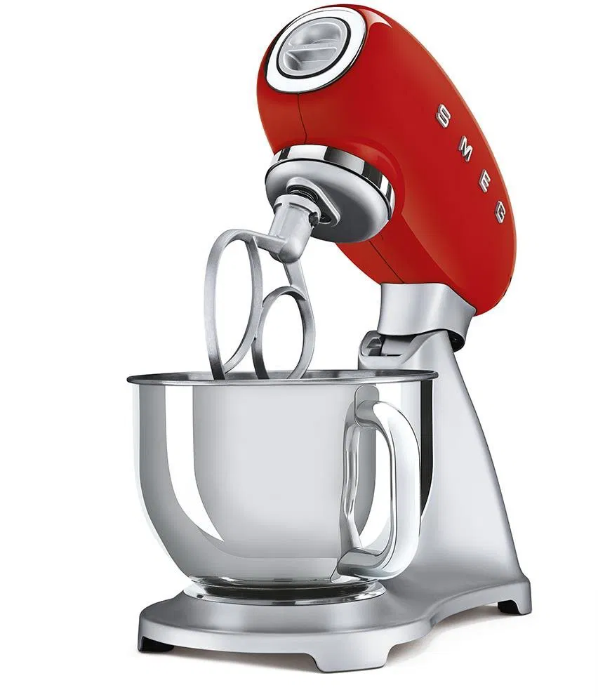 Smeg červený kuchynský robot s planetárnym miešaním a 1000 W výkonom